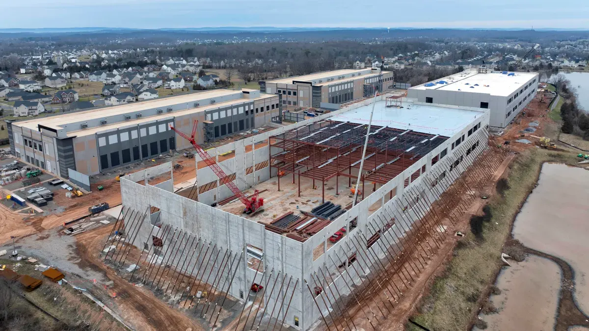 Construction photo for a datacenter.